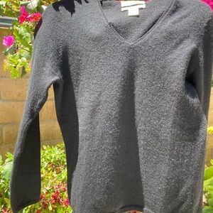 *MINT* GENOVA 100% CASHMERE VNECK SWEATER